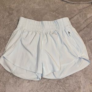 Lululemon mint green tracker short